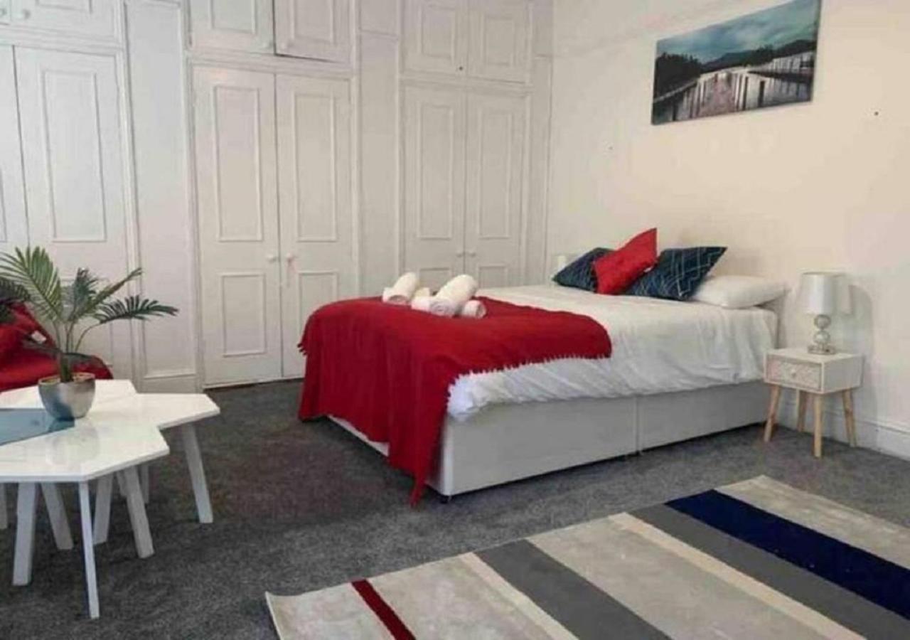 Balham, South London Spacious Guest House 5, 6 Rooms Available エクステリア 写真