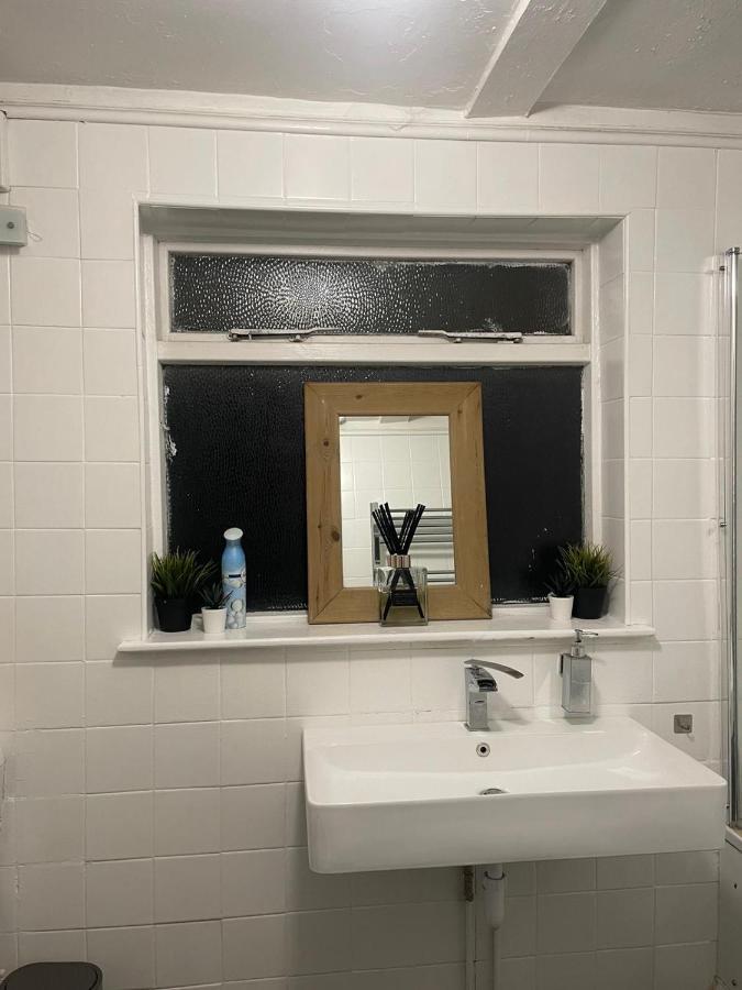Balham, South London Spacious Guest House 5, 6 Rooms Available エクステリア 写真